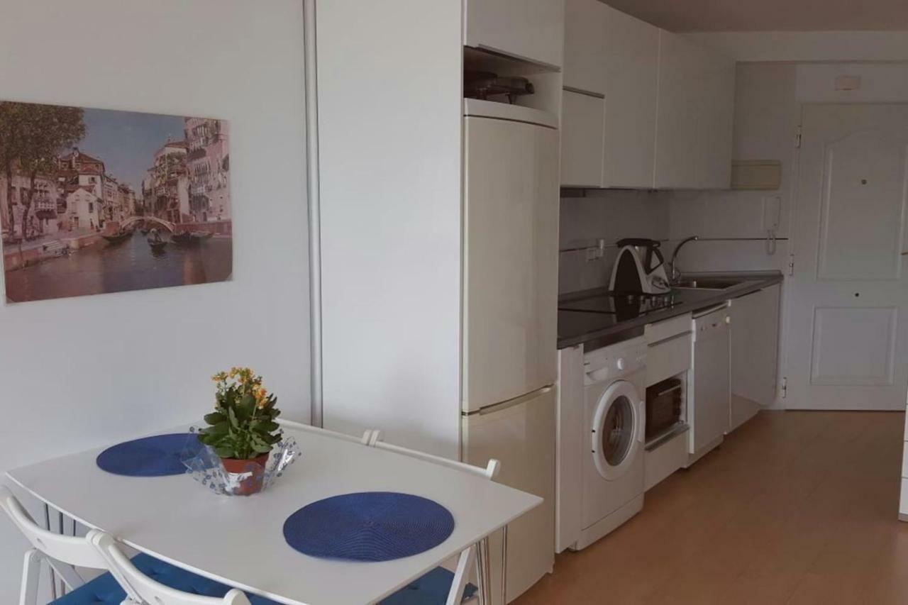 Study Near Malaga And The Beach Apartment ภายนอก รูปภาพ